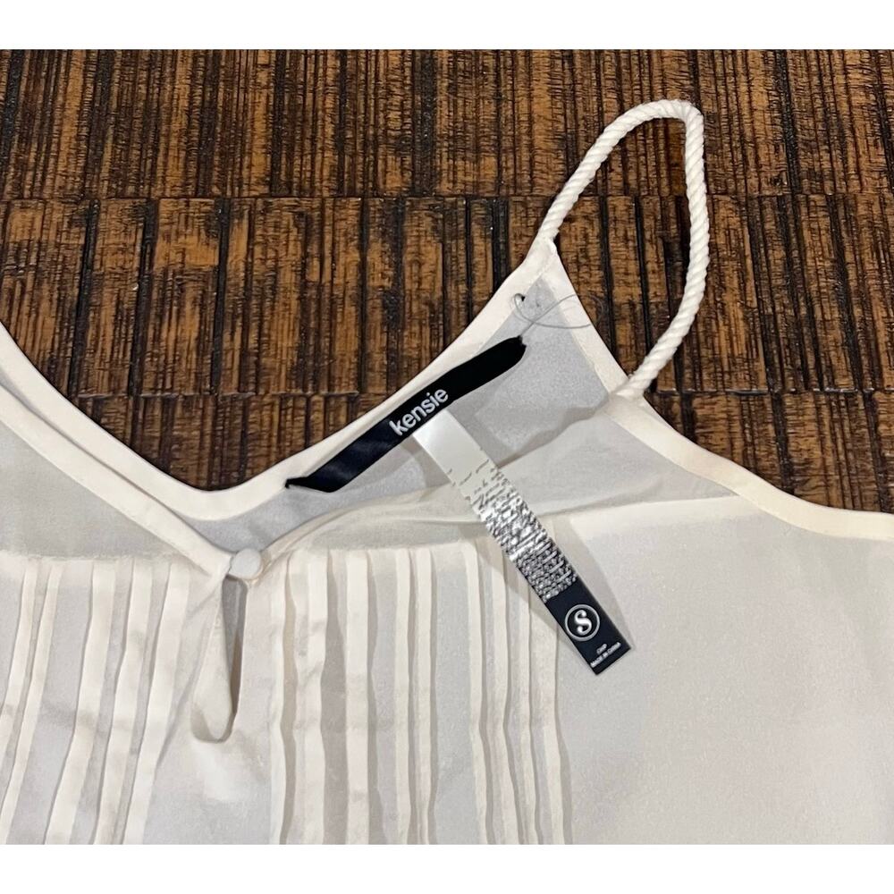 Kensie Cami Tank Pintuck Pleated Keyhole Neckline Ivory Sz Small - Picture 4 of 10